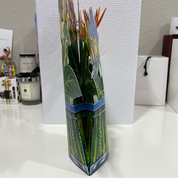 Freshcut Paper Pop Up Cards, Tropical Bloom - Picture 6 of 7